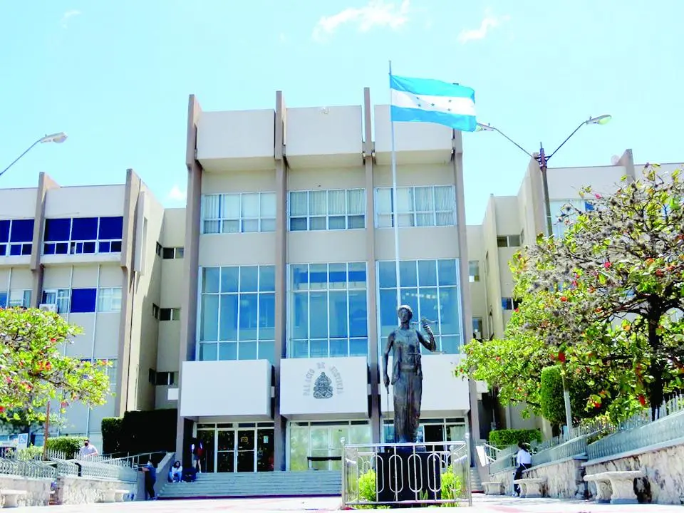 Corte Suprema de Justicia pintura comercial Tegucigalpa - Pinturas y Más
